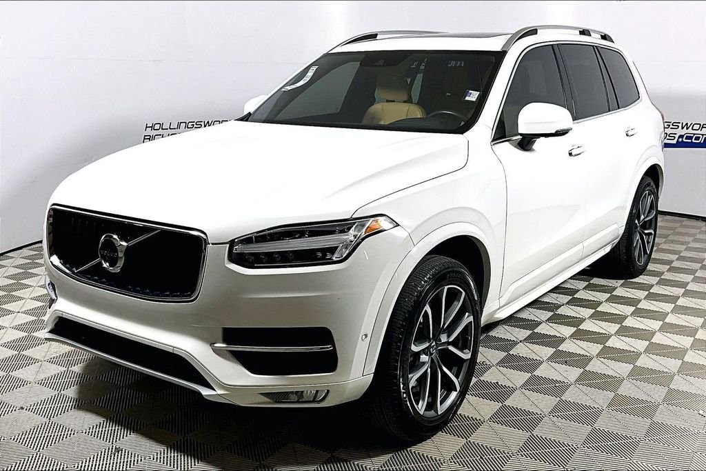 2018 Volvo XC90 Momentum