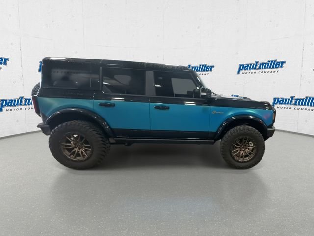 Used 2025 Black Ford Outer Banks image 3