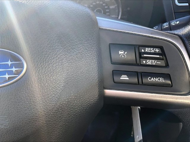 Used 2016 Silver Subaru 2.5i Premium image 25