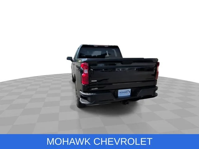 Used 2022 BLACK Chevrolet Custom image 7