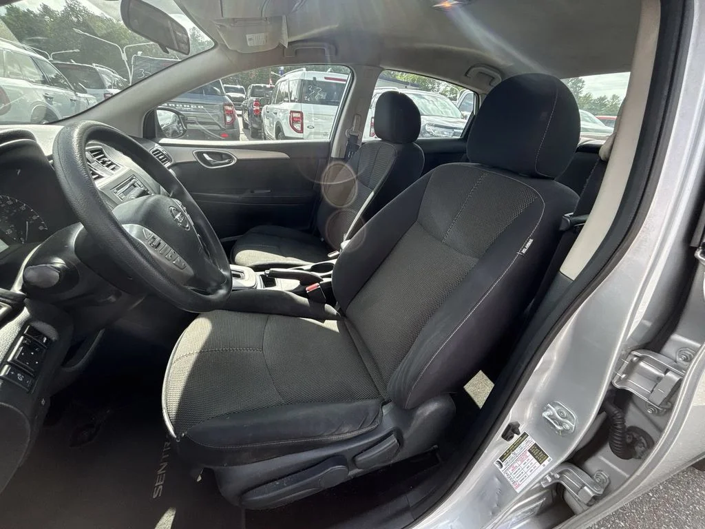Used 2015 Silver Nissan S image 13