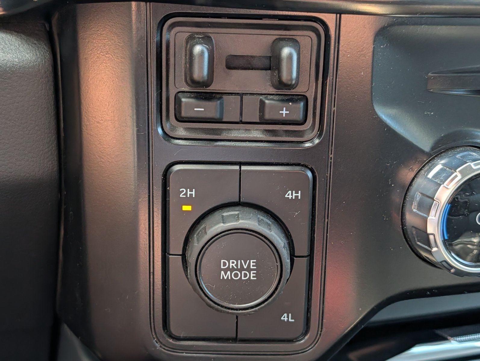 Used 2026 Oxford White Ford Lariat image 19