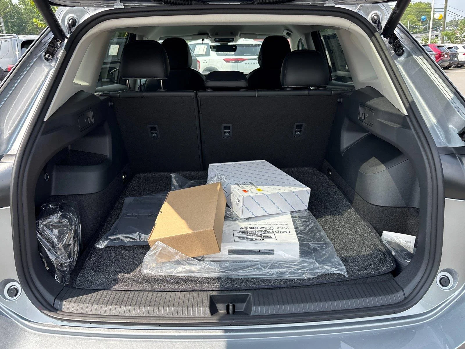 New 2026 Pyrite Silver Metallic Volkswagen SE image 35