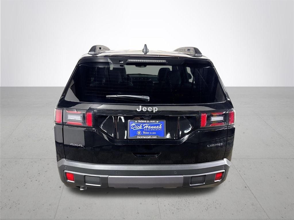 New 2026 Diamond Black Crystal Pearlcoat Jeep Limited image 7