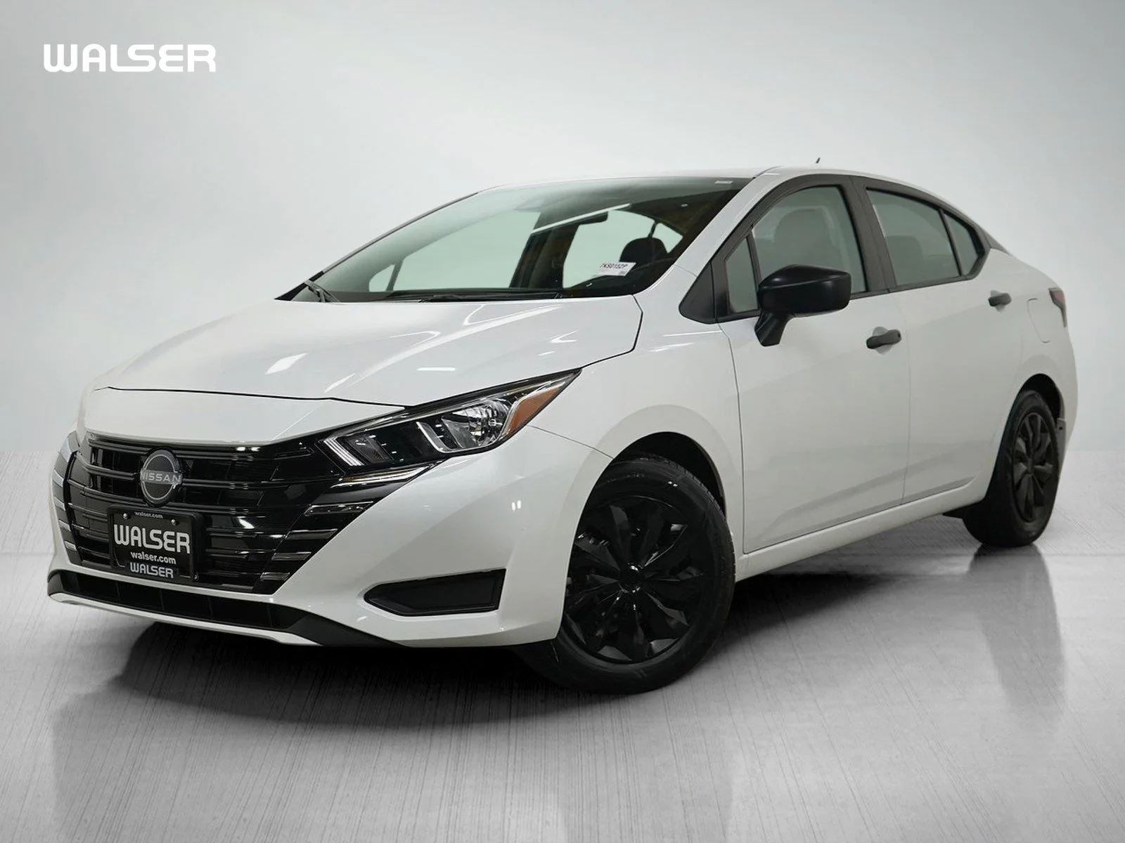 2024 Nissan Versa 1.6 S CVT's photo