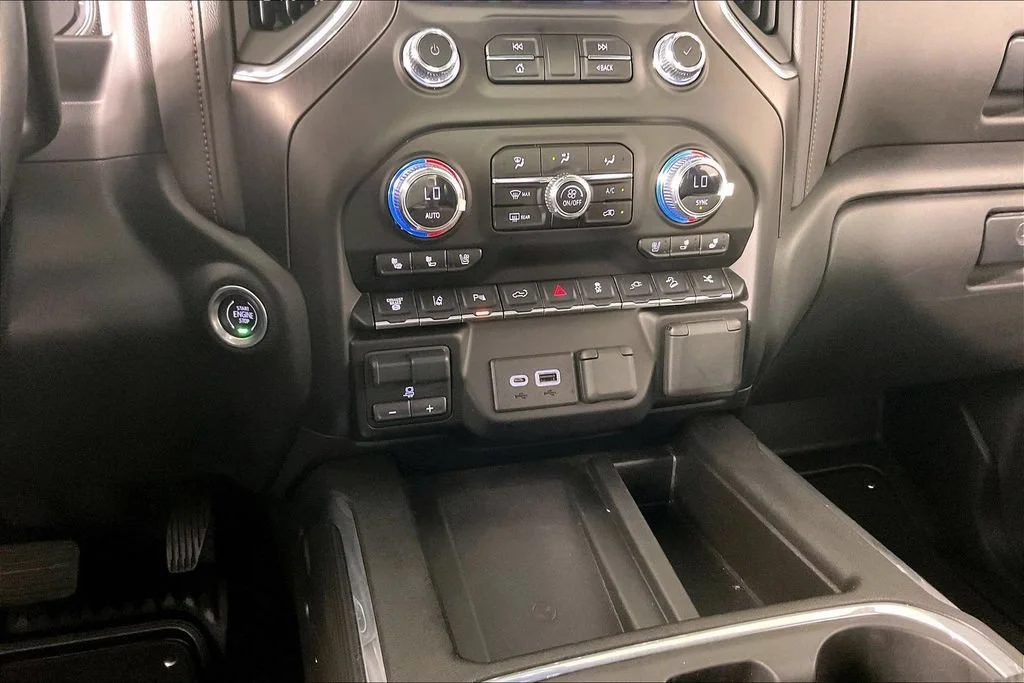 Certified Used 2023 ONYX BLACK GMC AT4 image 9