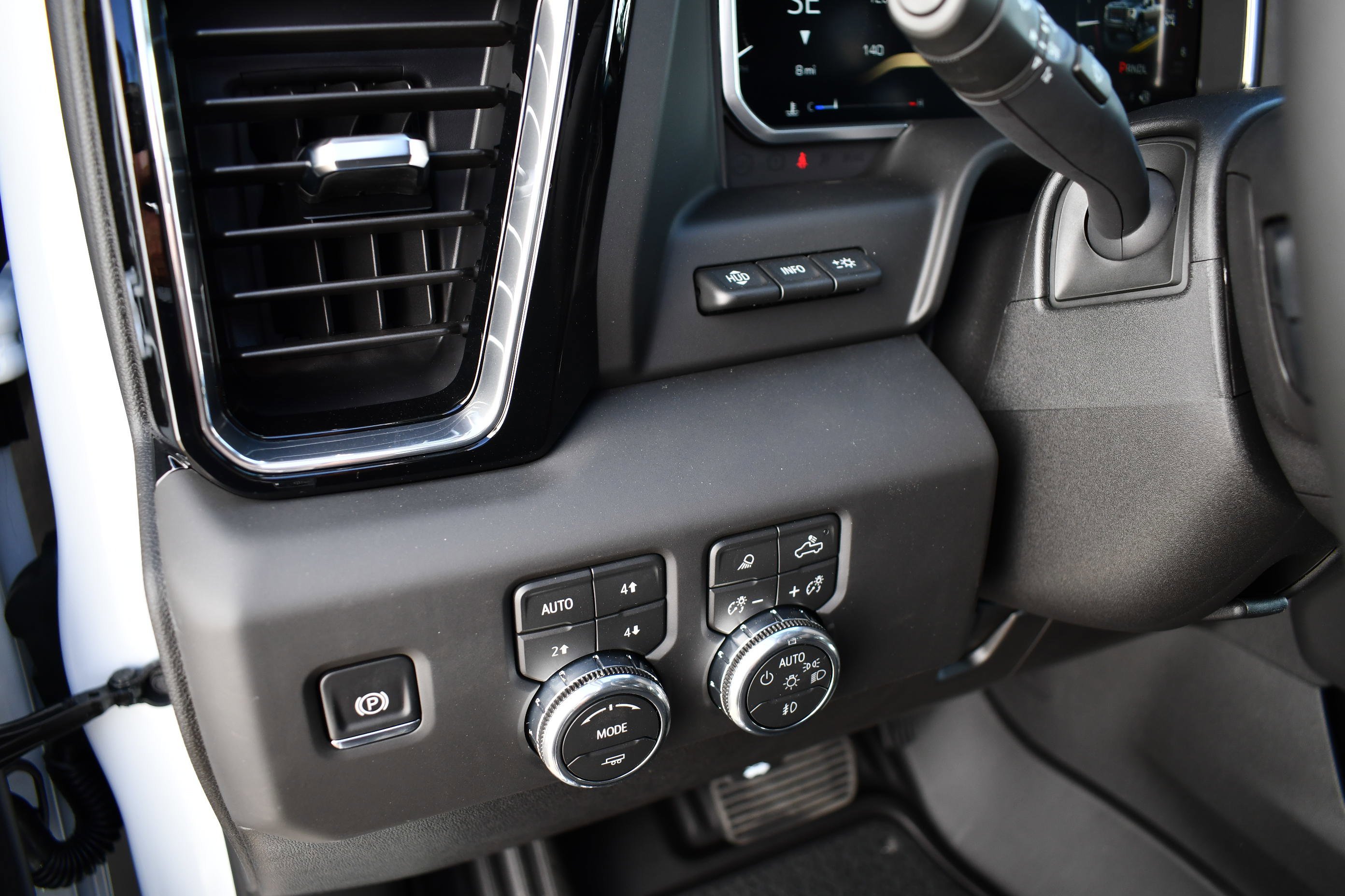2026 GMC Sierra 2500HD Denali - Photo 16