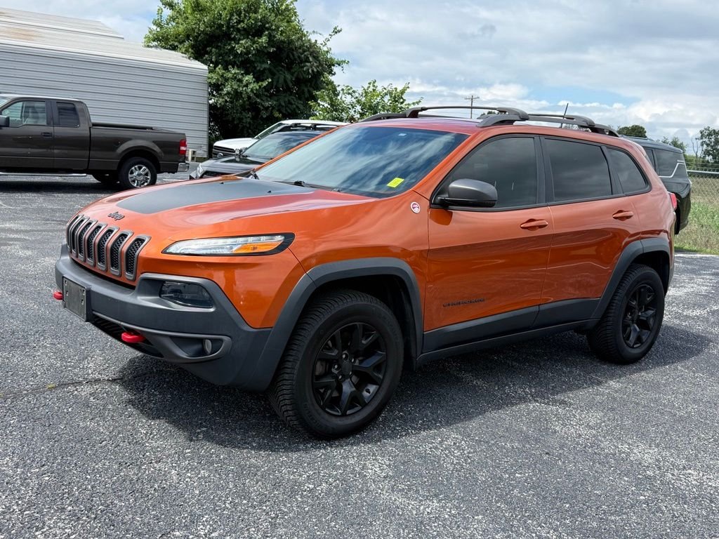 Used 2016 Orange Jeep Trailhawk image 23
