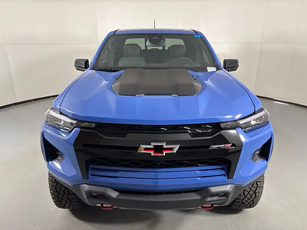 New 2026 Reef Blue Metallic Chevrolet ZR2 image 4