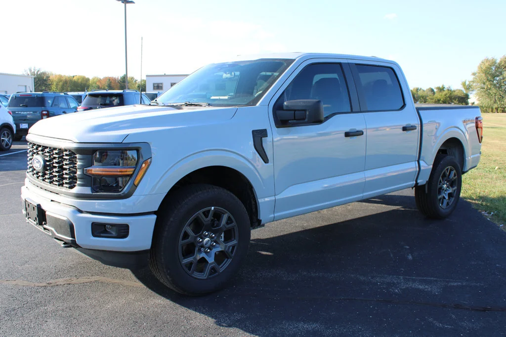 New 2026 Avalanche Ford STX® image 3