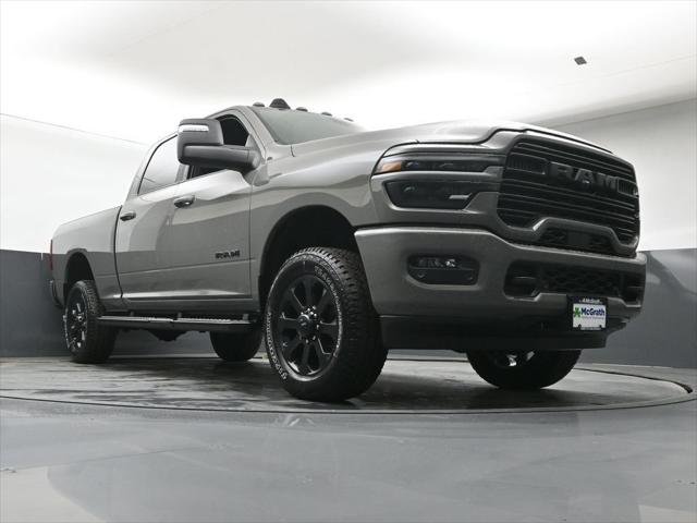 New 2026 Ceramic Gray Clear-Coat Exterior Paint RAM LARAMIE image 25