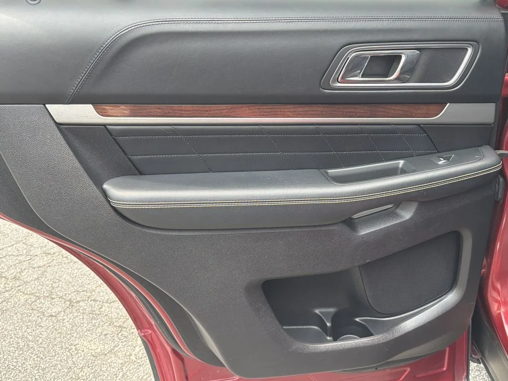 Used 2018 Red Ford Platinum image 15