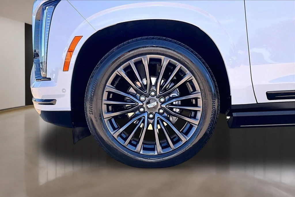 Used 2026 White Cadillac Platinum Sport image 8