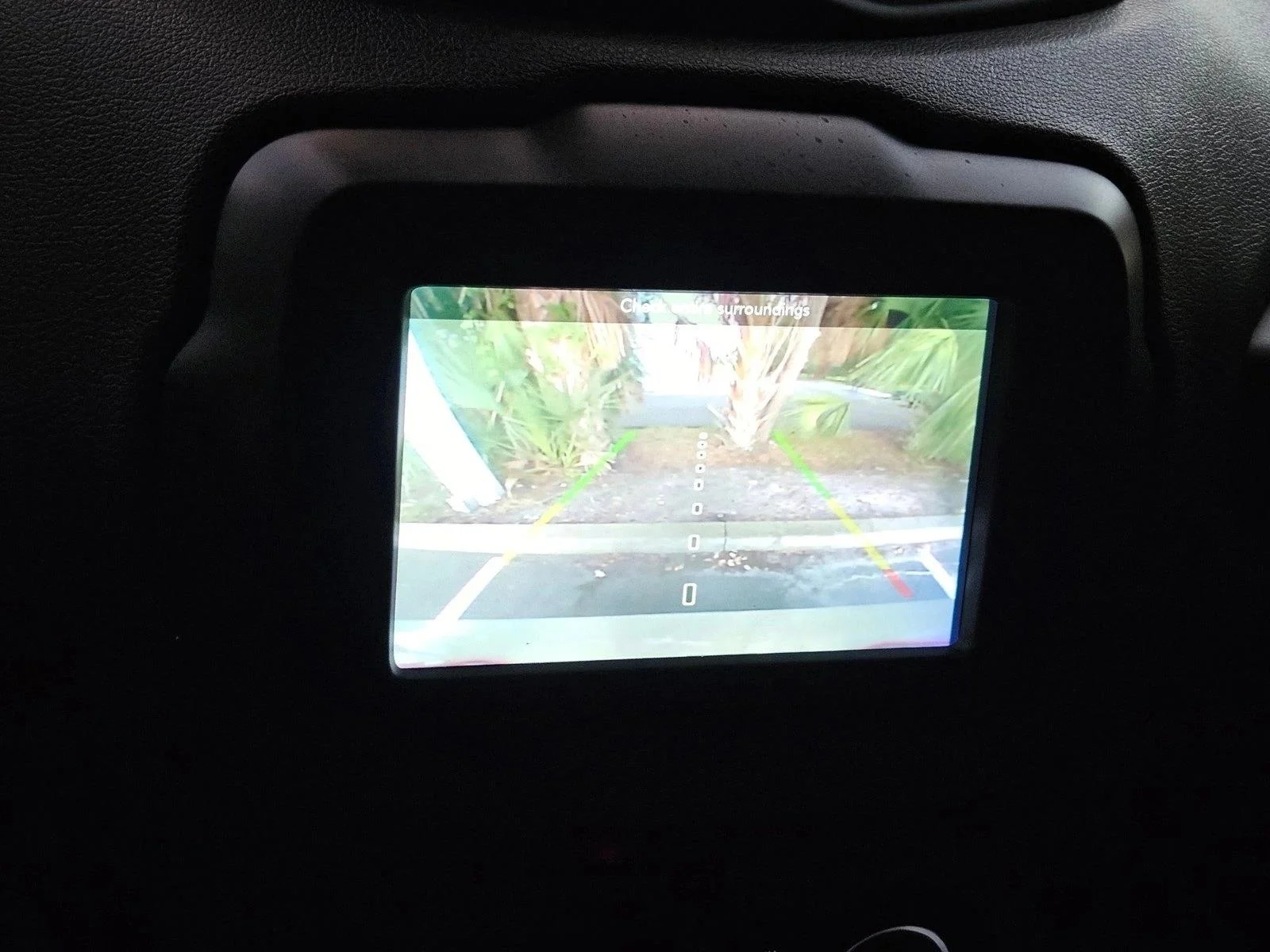Used 2019 Alpine White Clearcoat Jeep Latitude image 13