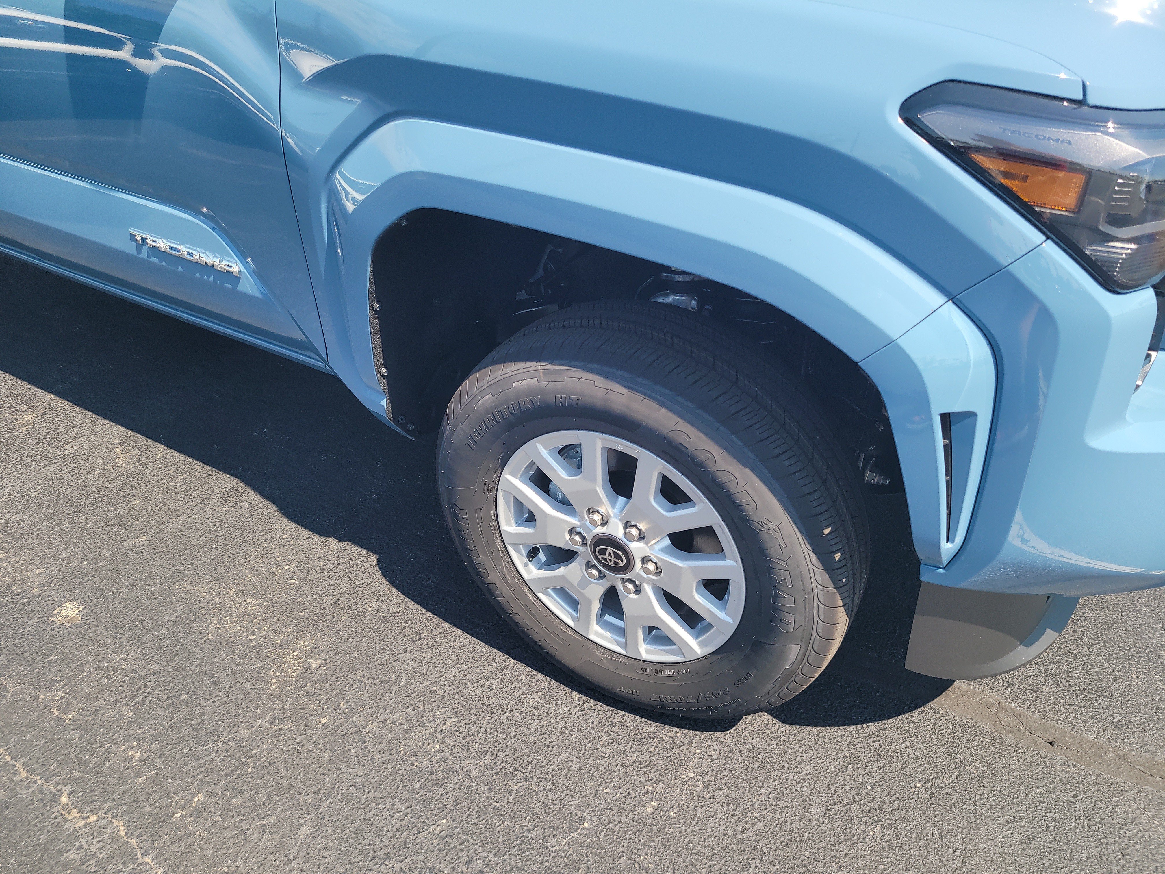 New 2026 Heritage Blue Toyota  SR5 image 4