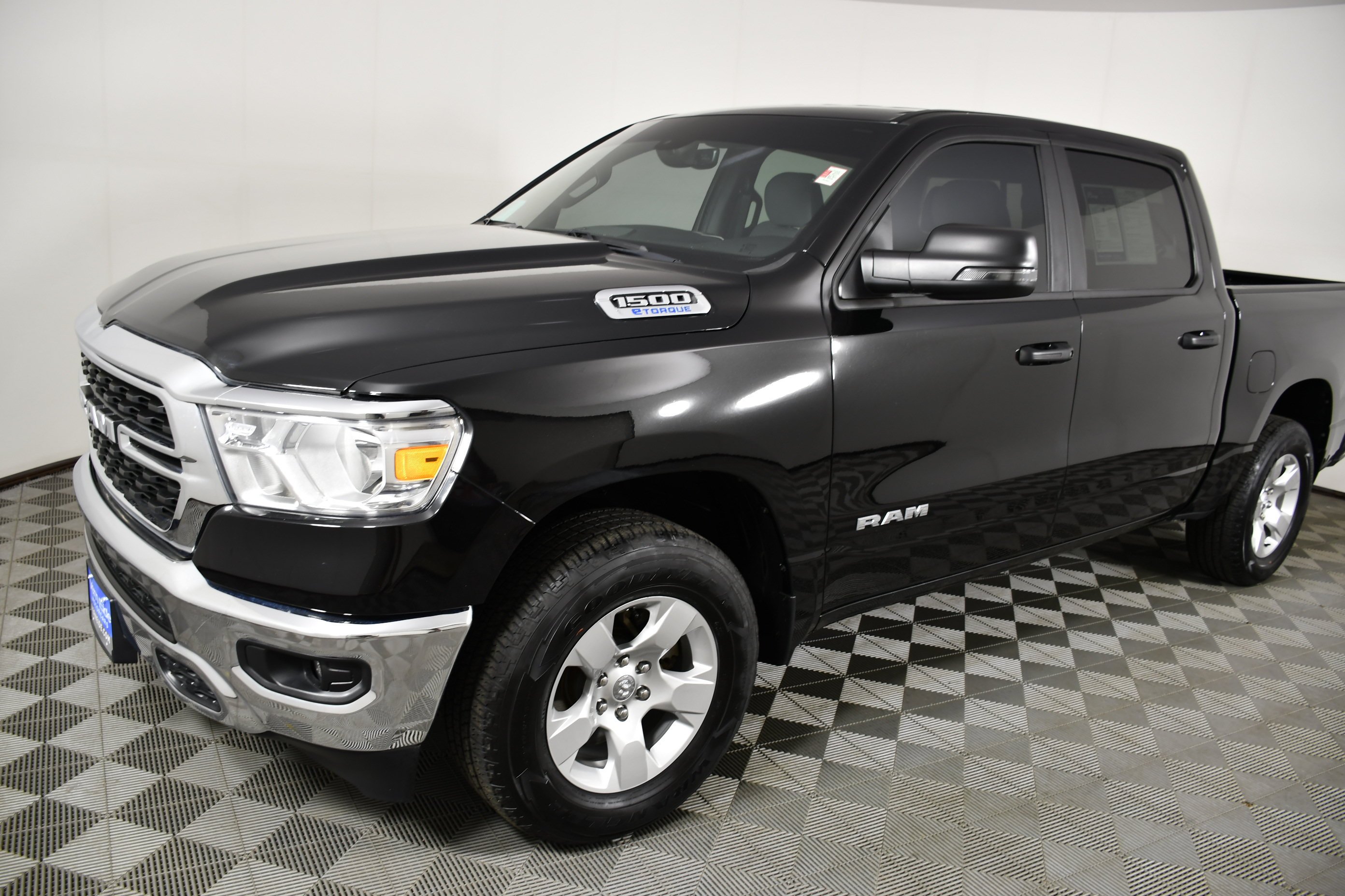 Used 2023 Diamond Black Crystal Pearlcoat Ram Big Horn image 10