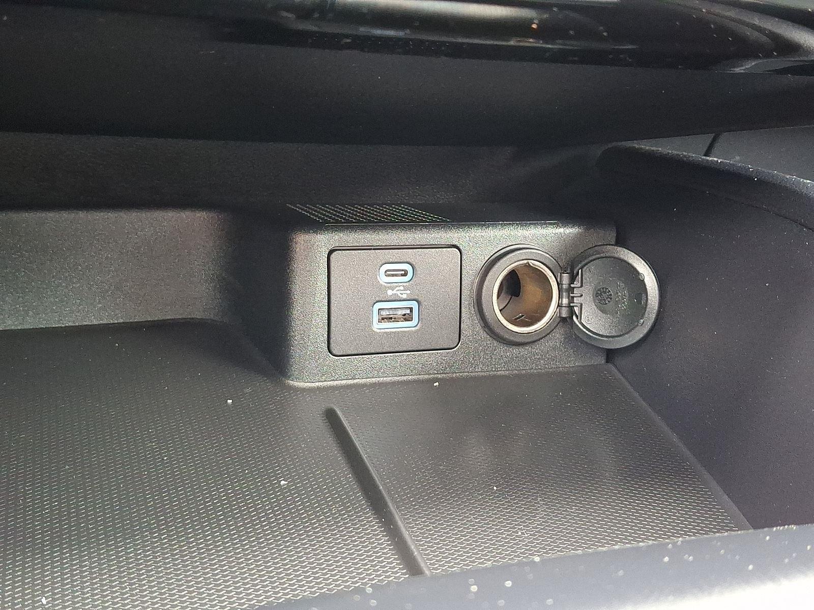 Certified Used 2022 Agate Black Ford SEL image 24