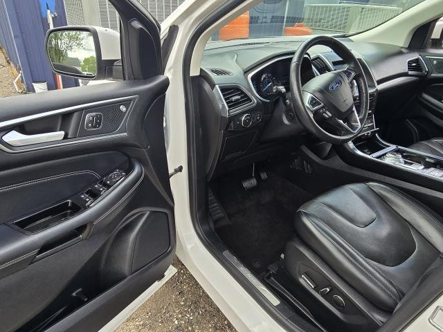 Used 2019 White Platinum Tri-Coat Metallic FORD TITANIUM image 13