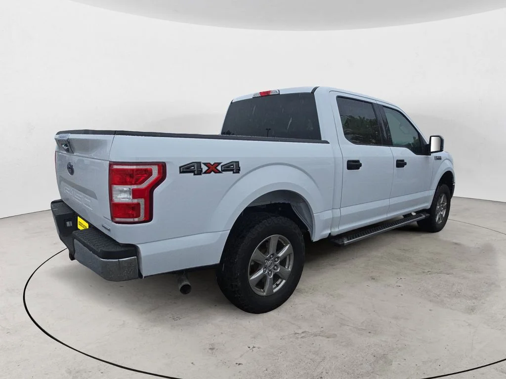 Used 2018 White Ford XLT image 5