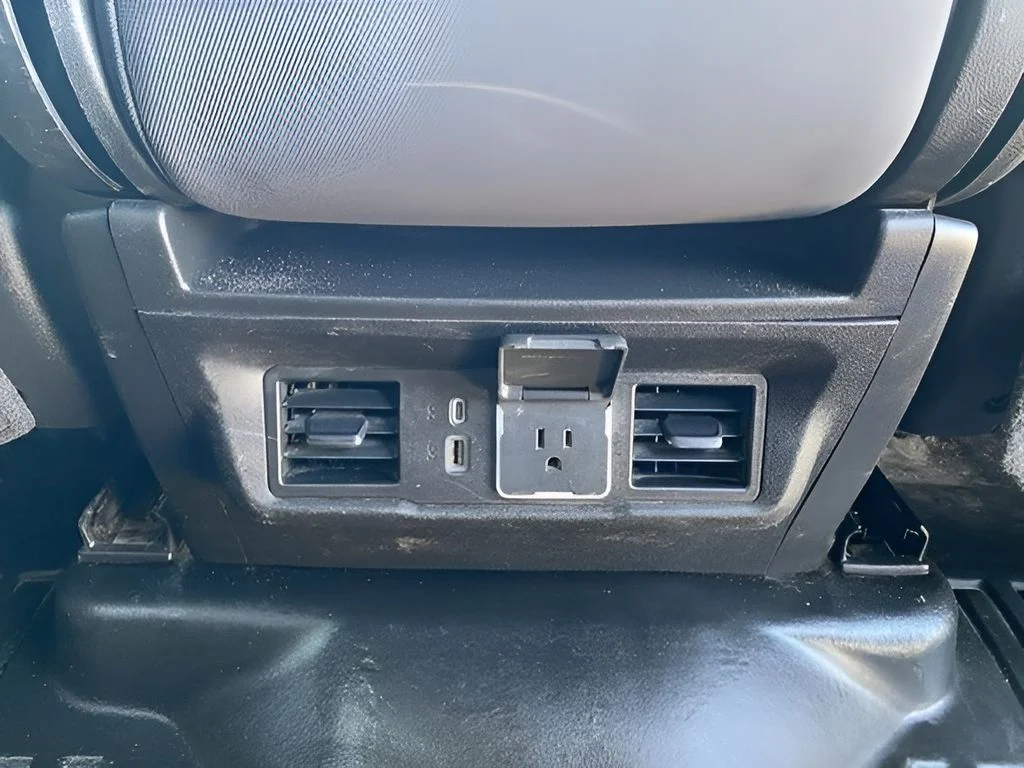 Used 2024 White Chevrolet LT image 39