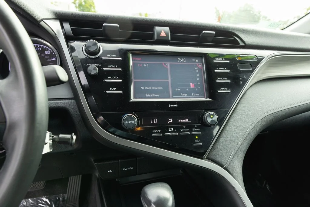 Certified Used 2020 Celestial Silver Metallic Toyota SE image 17