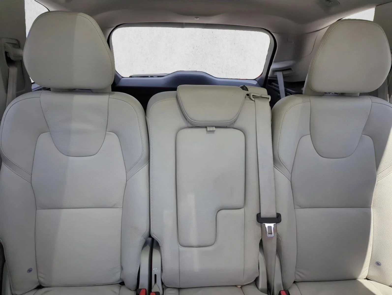 Used 2024 Blue Volvo Plus Bright Theme image 26