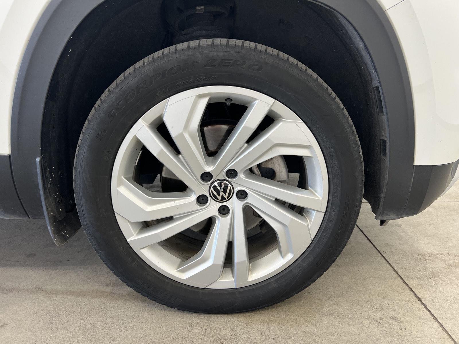2023 Volkswagen Atlas SE w/Tech - Photo 8