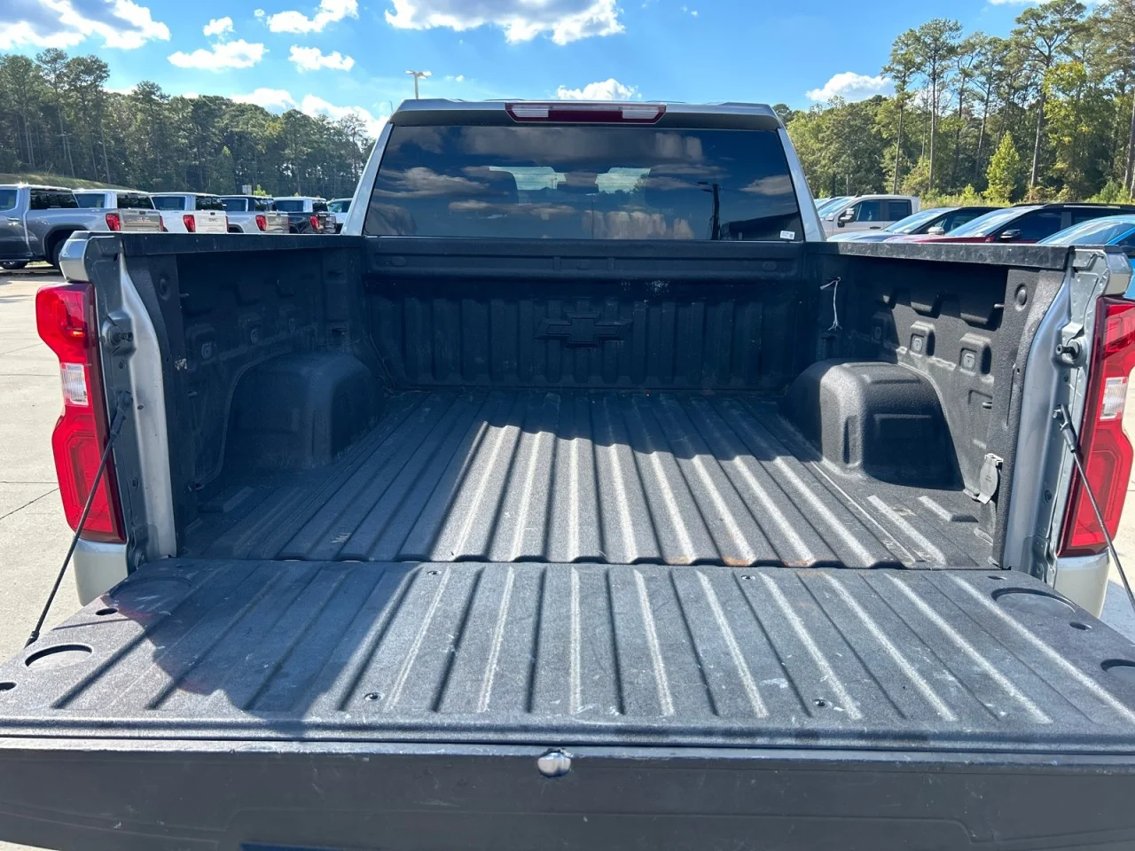 Used 2023 STERLING GRAY METALLIC Chevrolet RST image 7