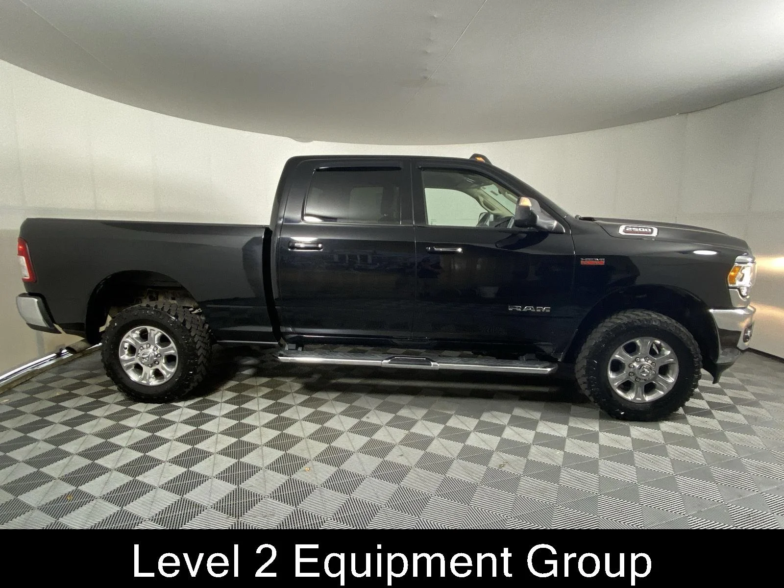 Used 2019 Diamond Black Crystal Pearlcoat Ram Big Horn image 3