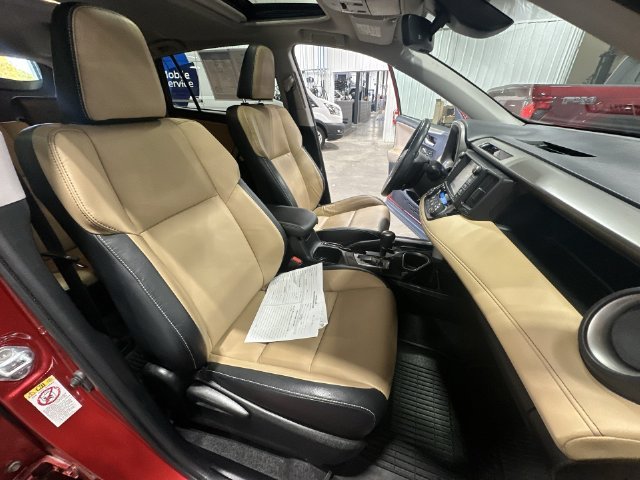 Used 2016 Barcelona Red Metallic Toyota Limited image 32