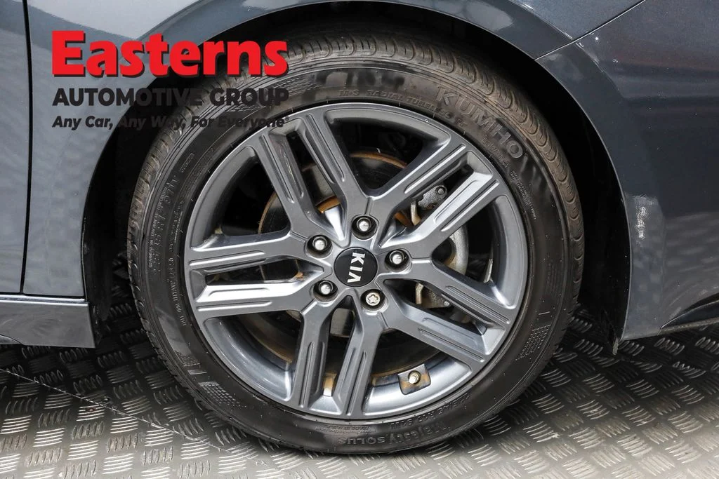 Used 2021 Gray Kia GT-Line image 29
