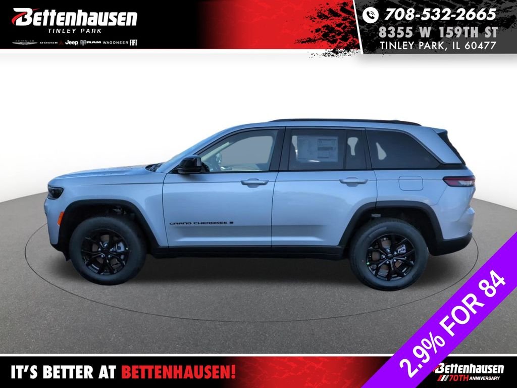 New 2026 Silver Zynith Exterior Paint Jeep Altitude image 8