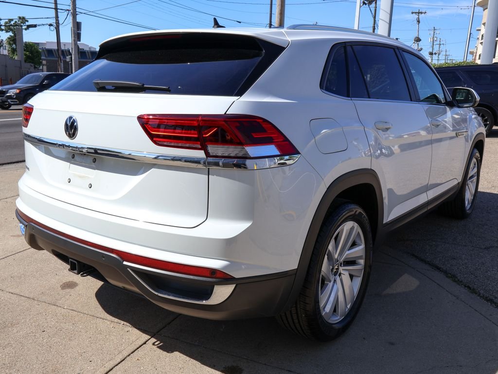 Certified Used 2023 White Volkswagen 3.6L V6 SE w/Technology image 5