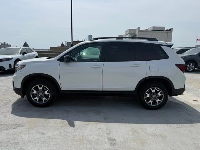 Used 2023  Honda TrailSport image 4