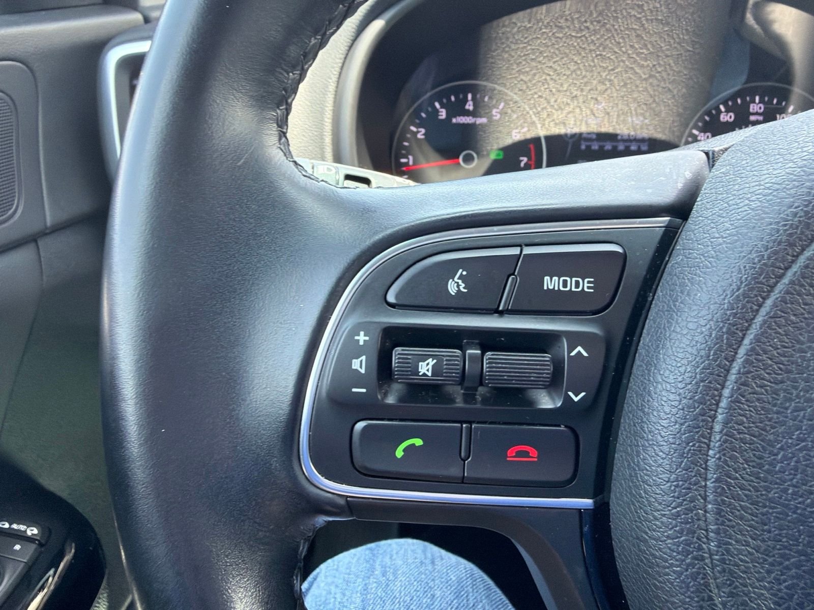 Used 2019 Silver Kia EX image 17