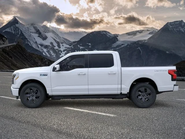 2025 Ford F-150 Lightning Lariat - Photo 3