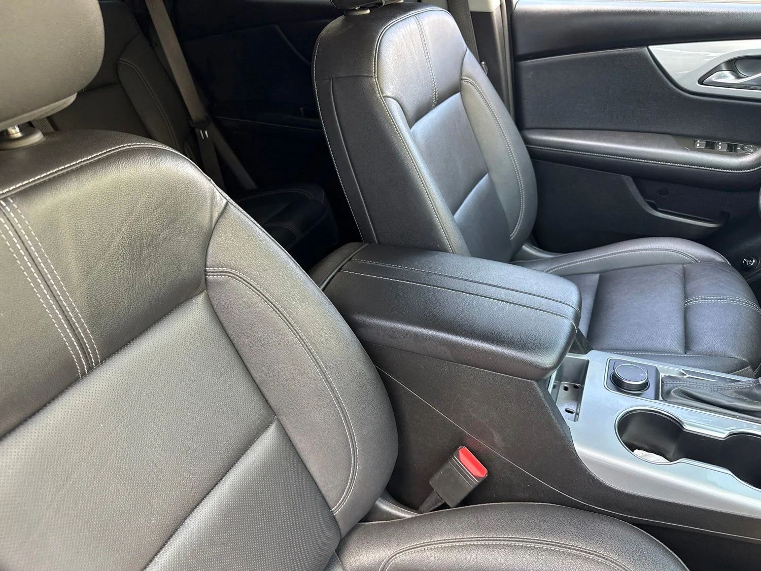 Used 2024 Gray Chevrolet 3LT image 19