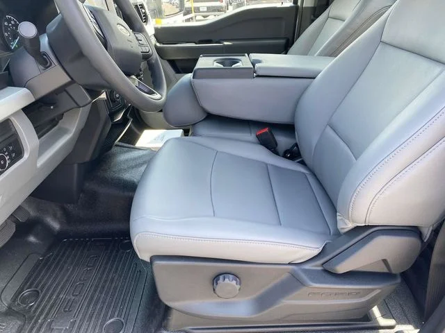 New 2025 White Ford XL image 11