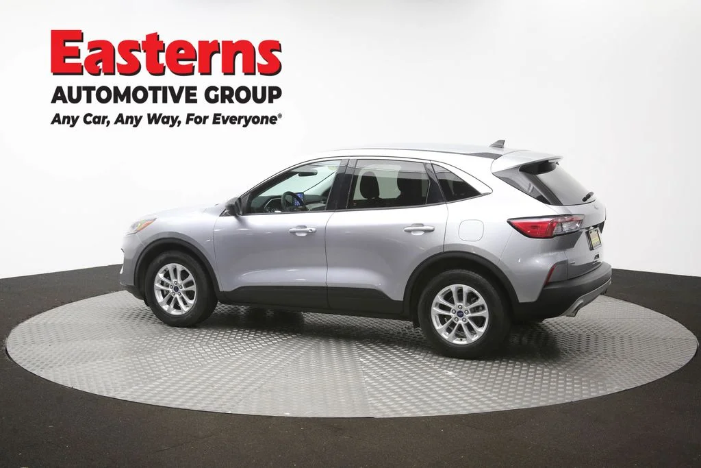 Used 2022 Silver Ford SE image 63