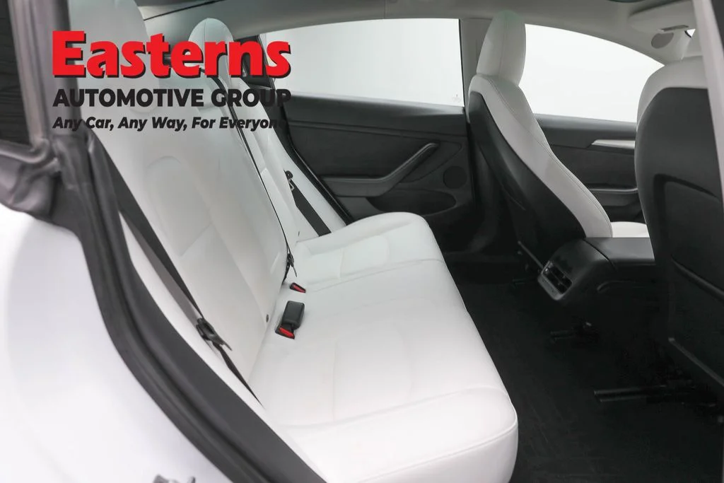 Used 2023 White Tesla Base image 17