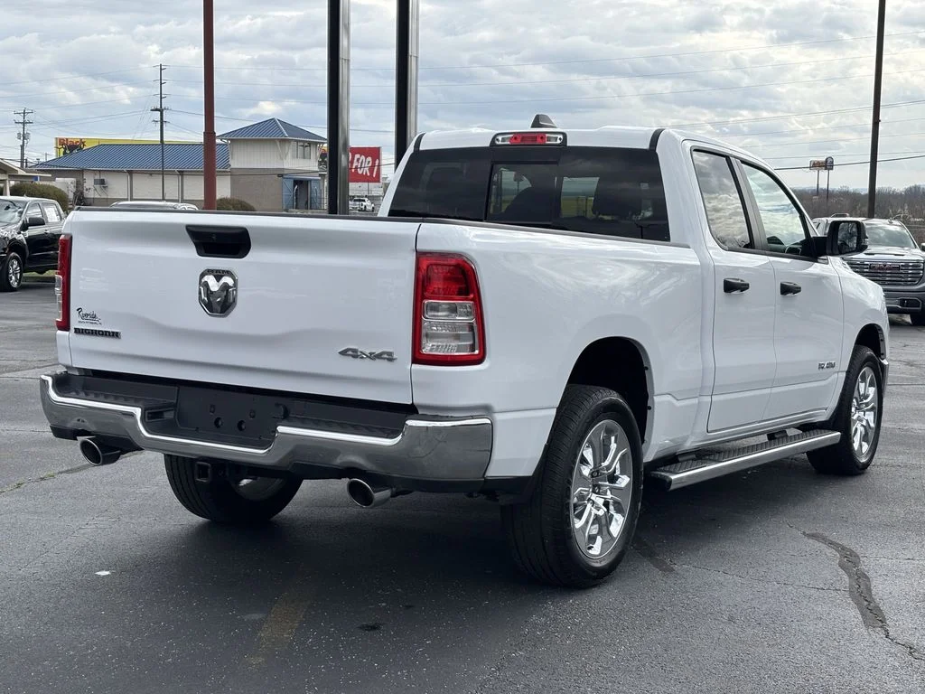 Used 2024 White Ram Big Horn/Lone Star image 9