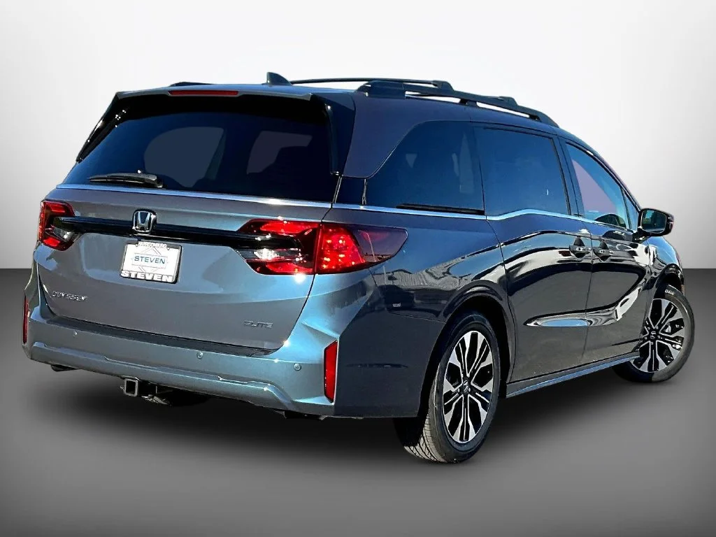 New 2027 Smoke Blue Pearl Honda Elite image 5
