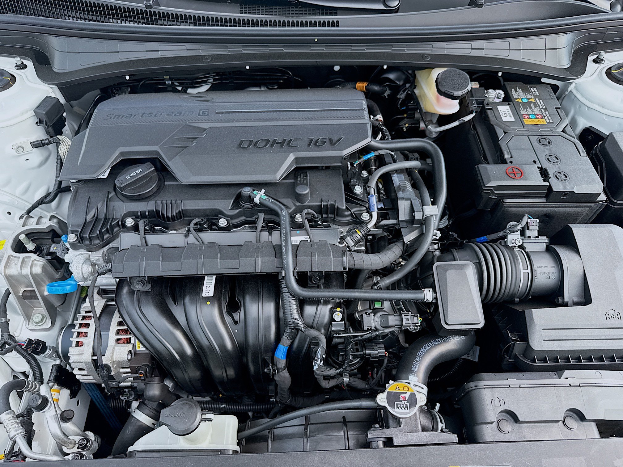 New 2026 Serenity White Hyundai SE image 46