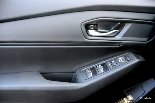 New 2026 Crystal Black Pearl Honda SE image 6