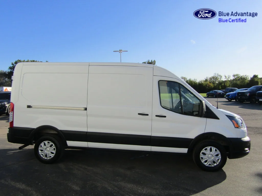 Certified Used 2026 Oxford White Ford Base image 19
