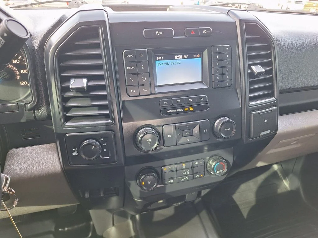Used 2020 Black Metallic Ford XL image 13