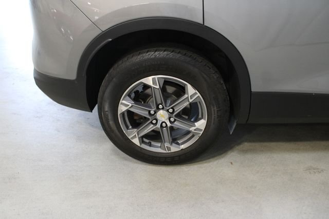 Used 2023 Gray Chevrolet LT image 35