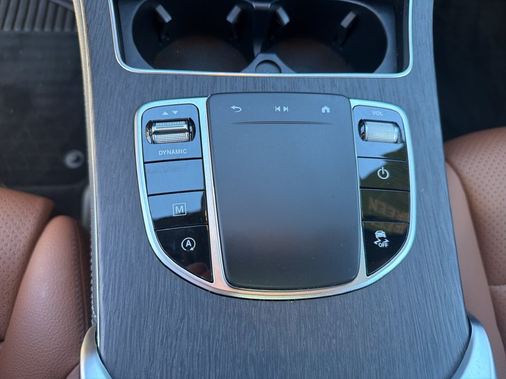 Used 2020 Gray Mercedes-Benz GLC 300 image 27