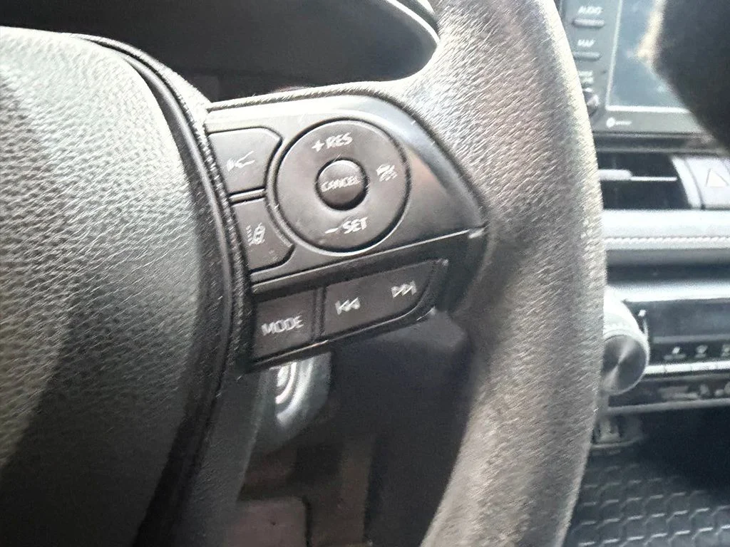 Used 2020 Magnetic Gray Metallic Toyota LE image 18