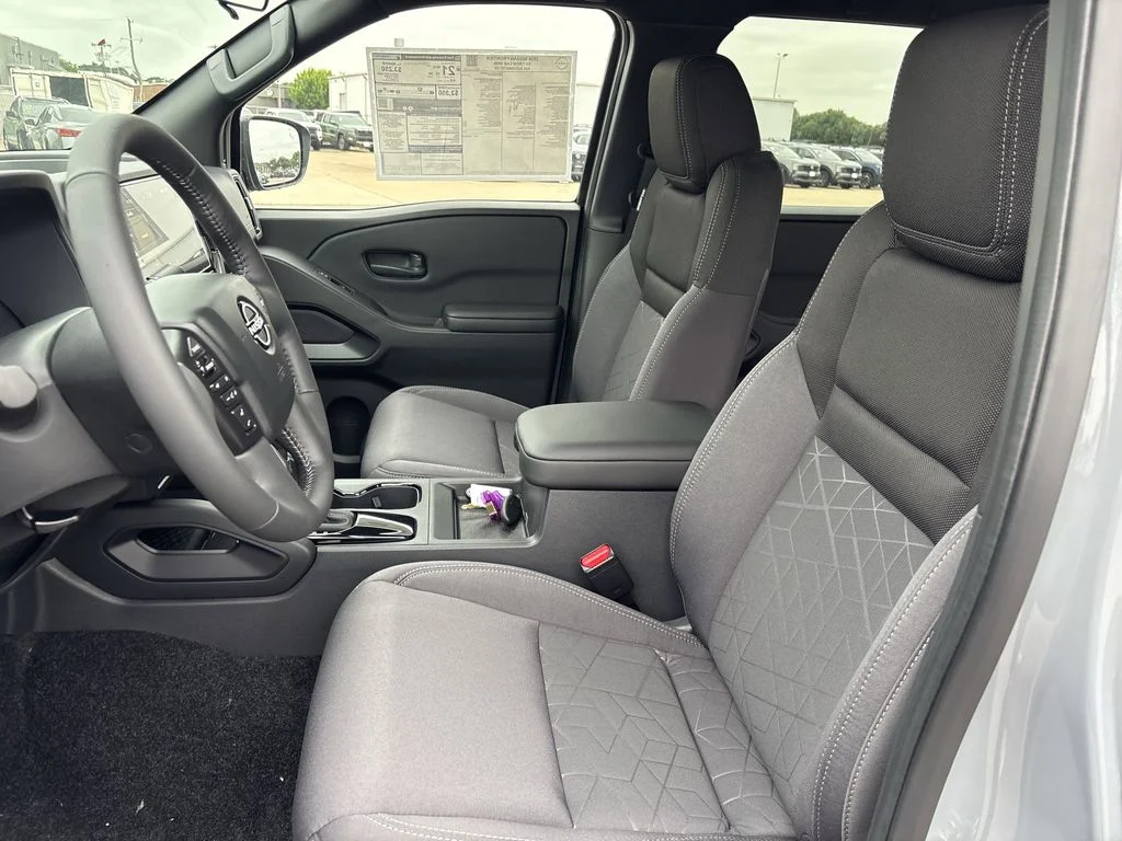 New 2026 Boulder Gray Pearl Nissan Crew Cab SV image 23